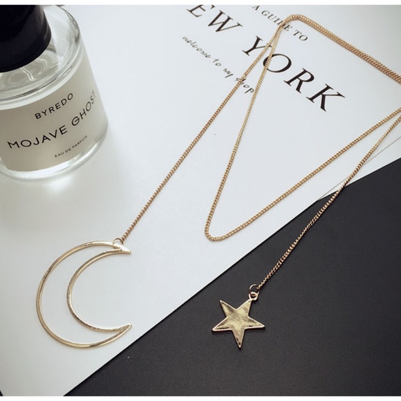 2 ways Moon and Star Chokers Necklace - Picture 5 of 5